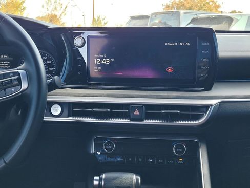 Used 2024 Kia K5 GT-Line w/ GT-Line Premium Package image 11