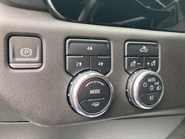 Used 2024 GMC Sierra 2500 SLE w/ SLE Convenience Package AWD/4WD image 32