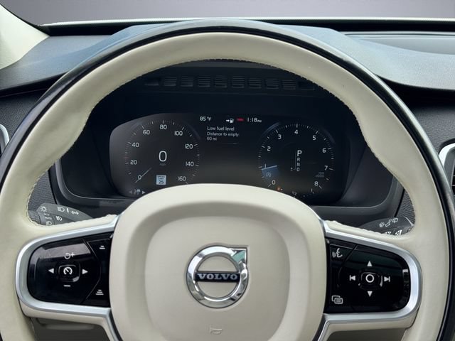 Used 2021 Volvo XC90 T5 Momentum w/ Protection Package AWD/4WD image 16