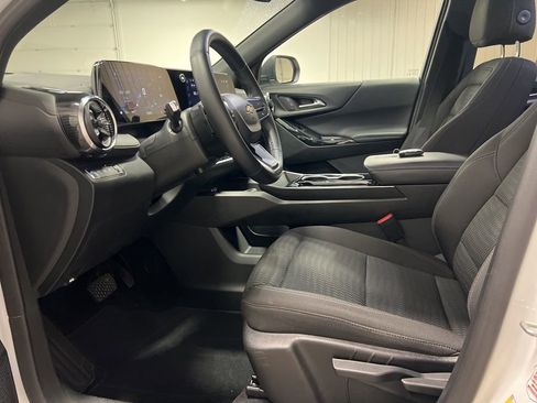 Certified 2025 Chevrolet Equinox LT AWD/4WD image 11
