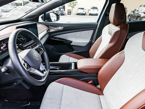 Used 2023 Volkswagen ID.4 Pro image 20