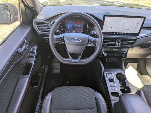 Used 2024 Ford Escape ST-Line w/ Tech Pack #1 FWD image 15