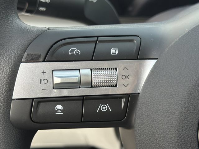Certified 2026 Hyundai Tucson SE FWD image 25