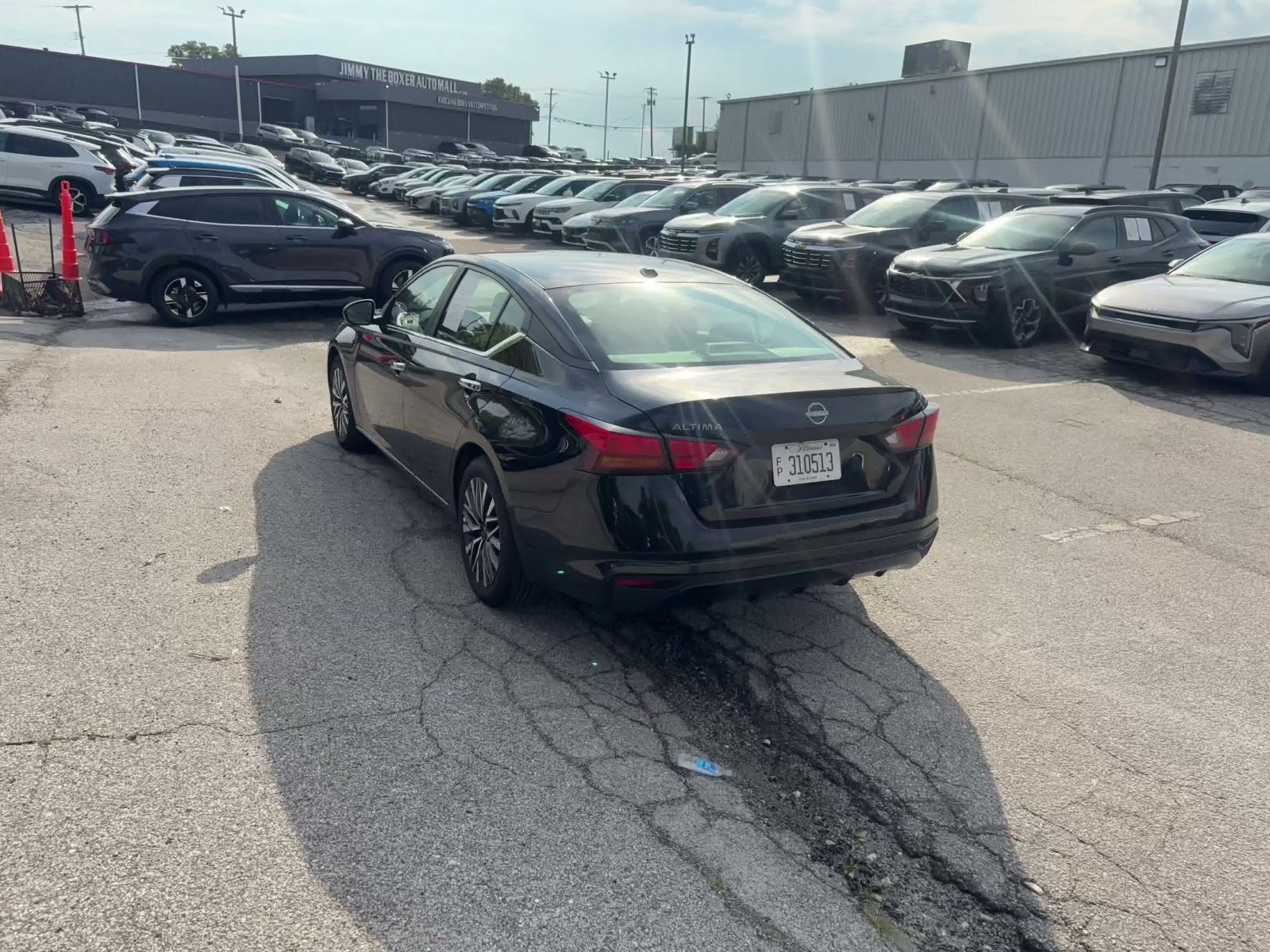 Used 2025 Nissan Altima 2.5 SV FWD image 10