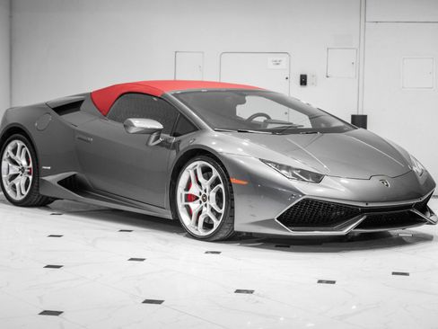 Used 2016 Lamborghini Huracan LP 610-4 image 10