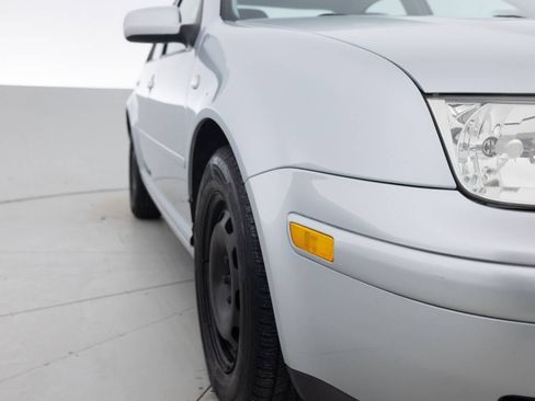 Used 2002 Volkswagen Jetta GLS image 11
