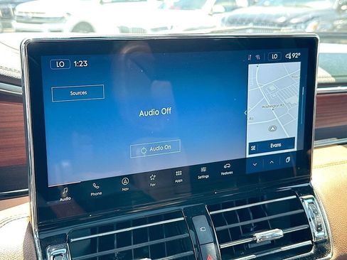 Used 2022 Lincoln Navigator L Reserve AWD/4WD image 13