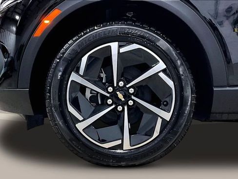 New 2026 Chevrolet Equinox EV LT FWD image 12