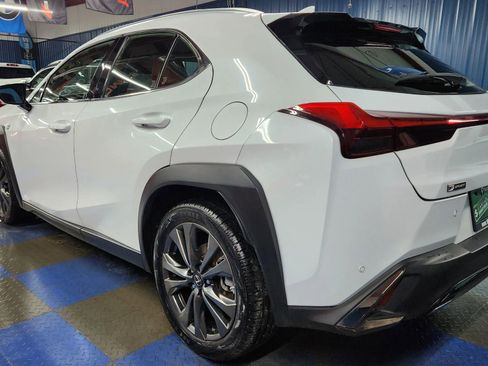 Used 2019 Lexus UX 200 F Sport image 5