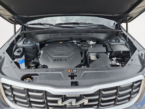 Used 2025 Kia Telluride S FWD image 31