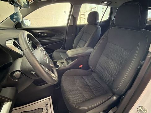 Certified 2023 GMC Terrain SLE w/ Driver Convenience Package FWD image 11