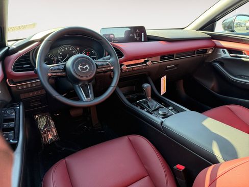 New 2026 MAZDA MAZDA3 Hatchback w/Premium Plus Pkg image 15