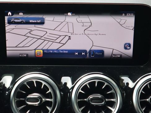 New 2026 Mercedes-Benz GLA 35 AMG 4MATIC image 16