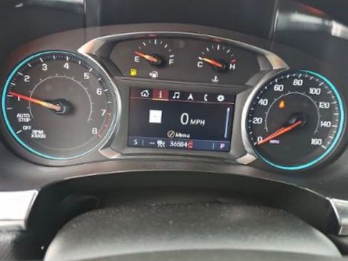 Used 2023 Chevrolet Traverse RS image 4