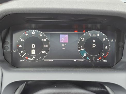 New 2025 Land Rover Discovery Sport S image 29