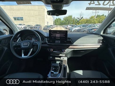 Used 2023 Audi Q5 2.0T Premium w/ Convenience Package AWD/4WD image 20