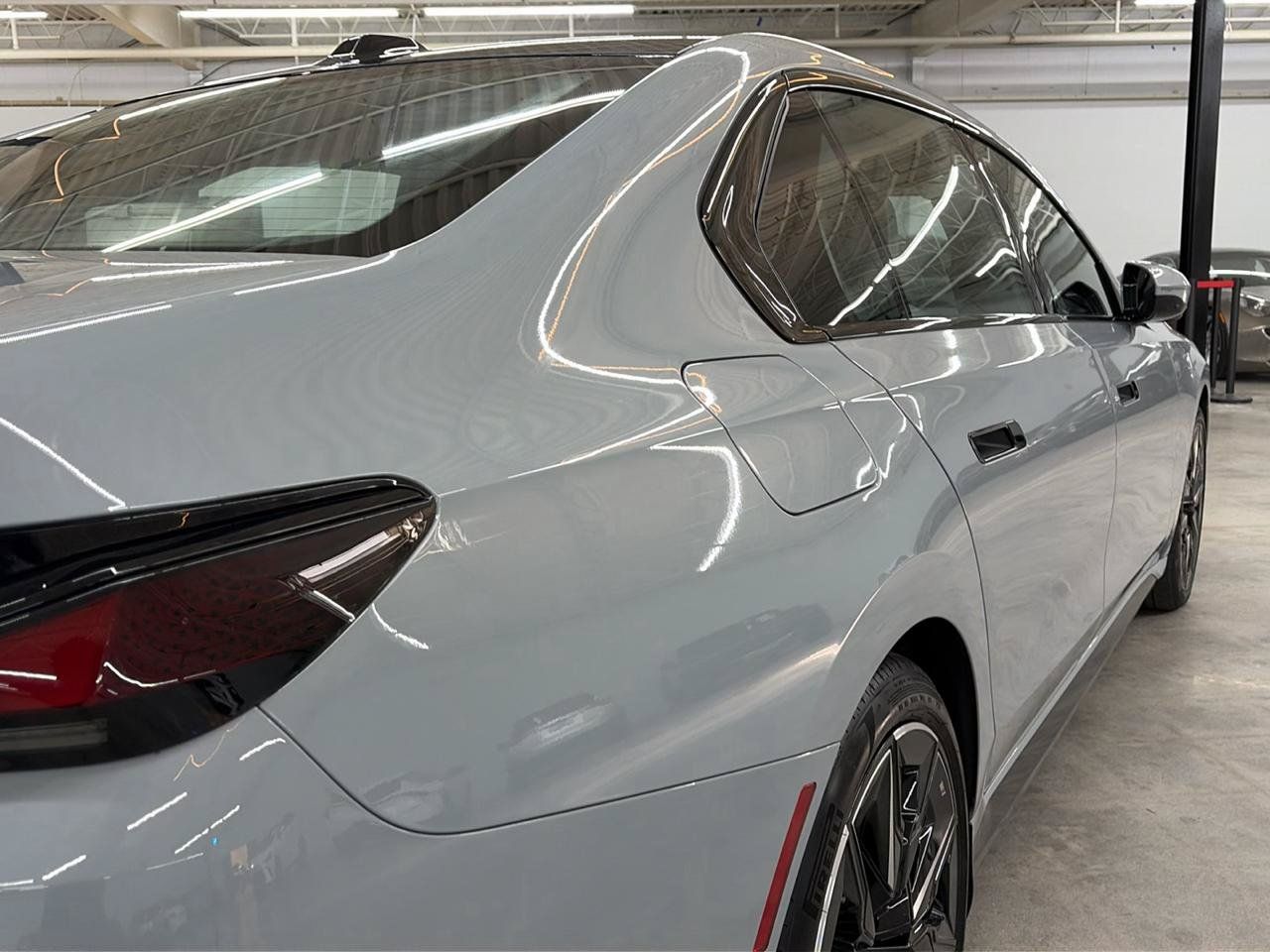 Used 2024 BMW i7 xDrive60 AWD/4WD image 8