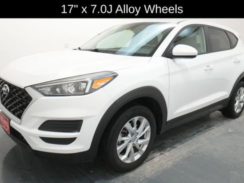Used 2019 Hyundai Tucson SE image 3