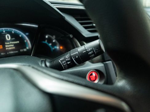 Used 2018 Honda Civic EX image 36