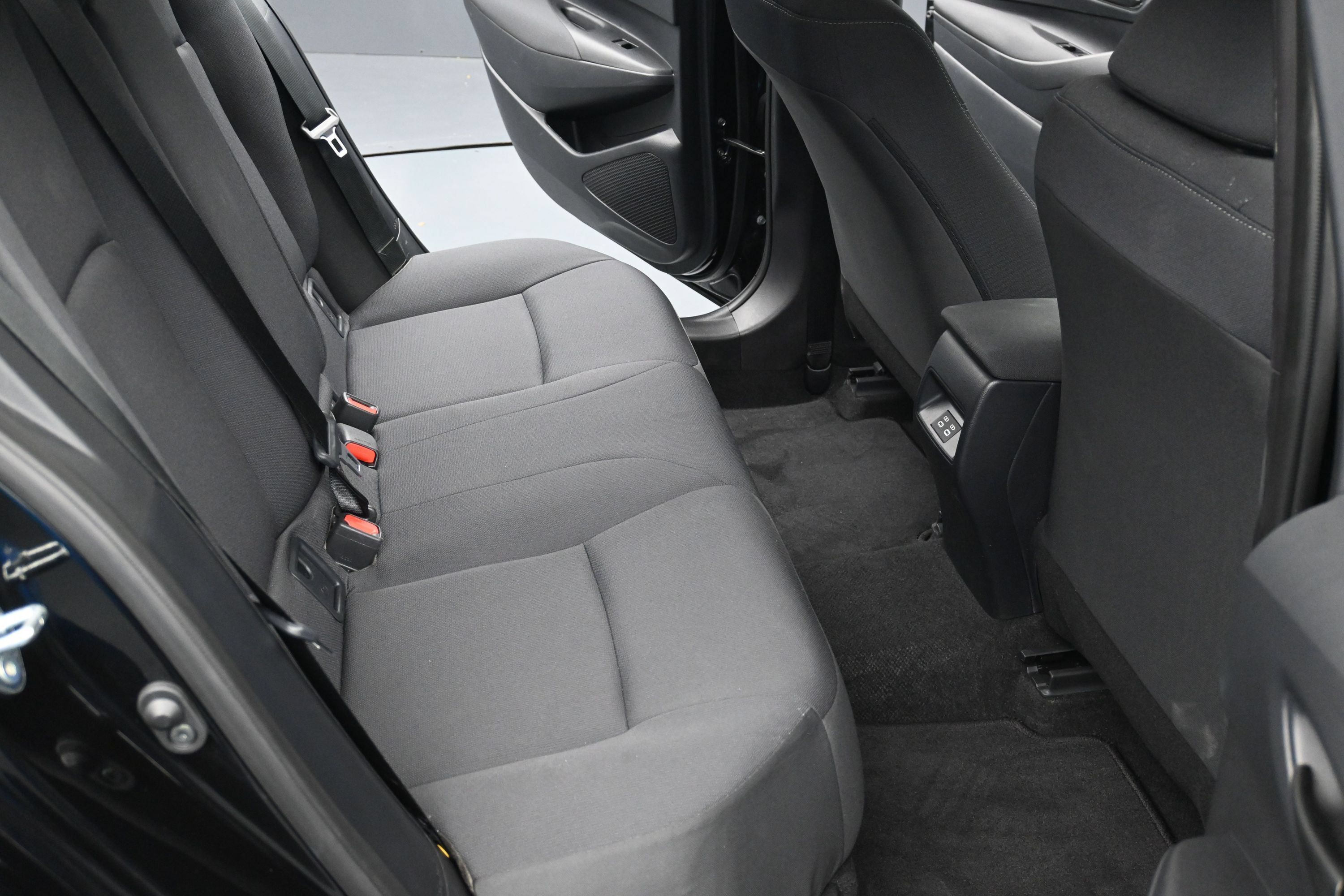 Used 2026 Toyota Corolla LE FWD image 26