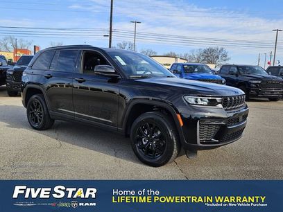 New 2026 Jeep Grand Cherokee Altitude