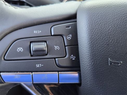 Used 2024 Cadillac XT6 Premium Luxury image 26