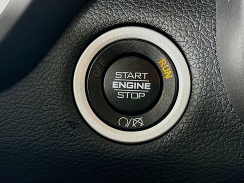 Used 2024 RAM 2500 Big Horn w/ Bed Utility Group image 21