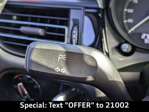 Used 2022 Porsche Macan S image 32