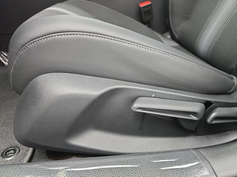 Used 2026 Honda Civic Sport image 28