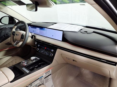 Certified 2025 Genesis G80 3.5T Sport Prestige image 9