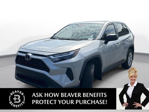 Used 2025 Toyota RAV4 LE AWD/4WD image 1