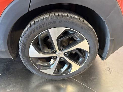 Used 2016 Hyundai Tucson Limited w/ Option Group 03 FWD image 10