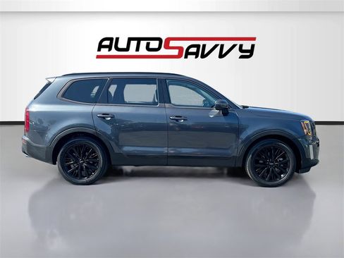 Used 2022 Kia Telluride EX w/ EX Premium Package image 8