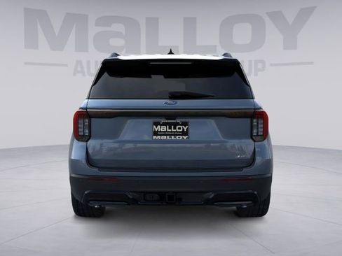 New 2026 Ford Explorer ST-Line w/ ST-Line Street Pack image 5