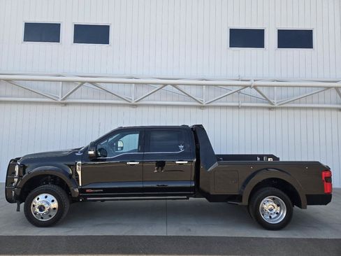 Used 2024 Ford F450 Platinum AWD/4WD image 1