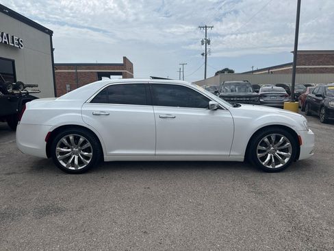 Used 2016 Chrysler 300 C w/ Safetytec Plus Group RWD image 5