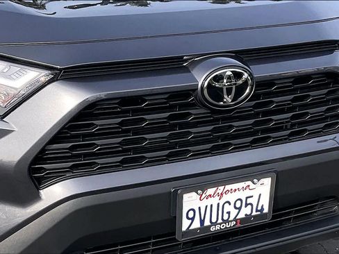 Used 2025 Toyota RAV4 XLE image 30