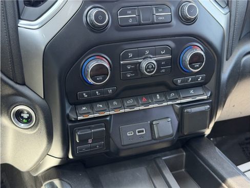 Used 2019 Chevrolet Silverado 1500 LTZ w/ LTZ Premium Package RWD image 41