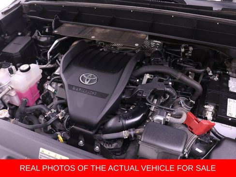 Used 2023 Toyota Highlander XSE FWD image 17