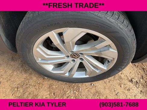 Used 2021 Volkswagen Atlas SE image 9