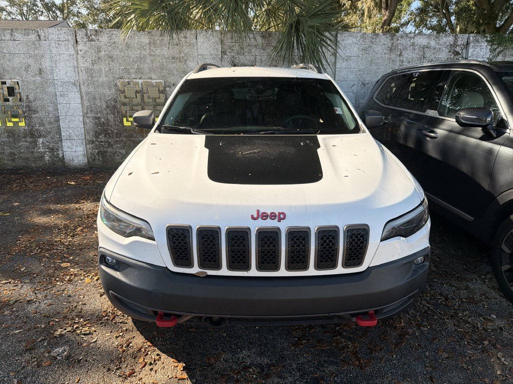 Used 2021 Jeep Cherokee Trailhawk w/ Premium Leather Package AWD/4WD image 2