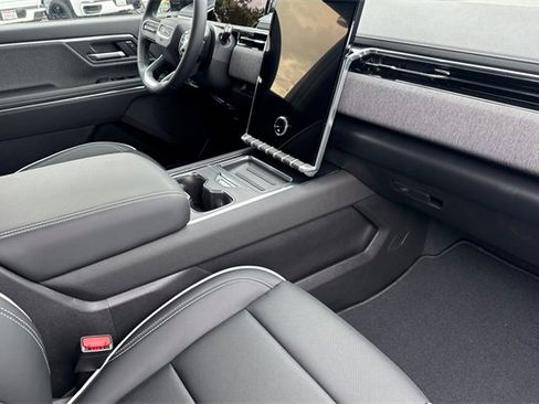 Used 2026 GMC Sierra EV Elevation image 15