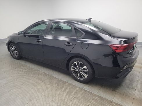Used 2023 Kia Forte LXS w/ LXS Technology Package FWD image 3