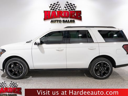Used 2023 Ford Expedition Limited RWD image 1