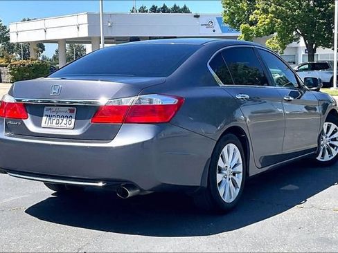 Used 2015 Honda Accord EX image 12