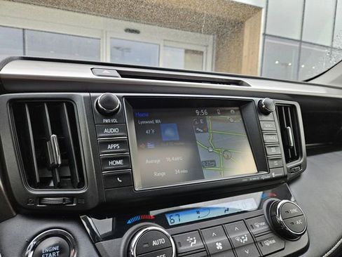 Used 2018 Toyota RAV4 Limited w/ Protection Package AWD/4WD image 24