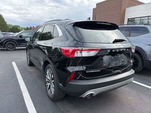 Used 2020 Ford Escape Titanium FWD image 2
