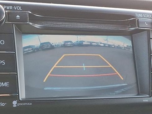 Used 2018 Toyota RAV4 XLE image 21