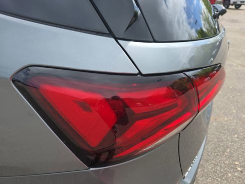 Used 2023 Chevrolet Equinox LT w/ LPO, Floor Liner Package image 34