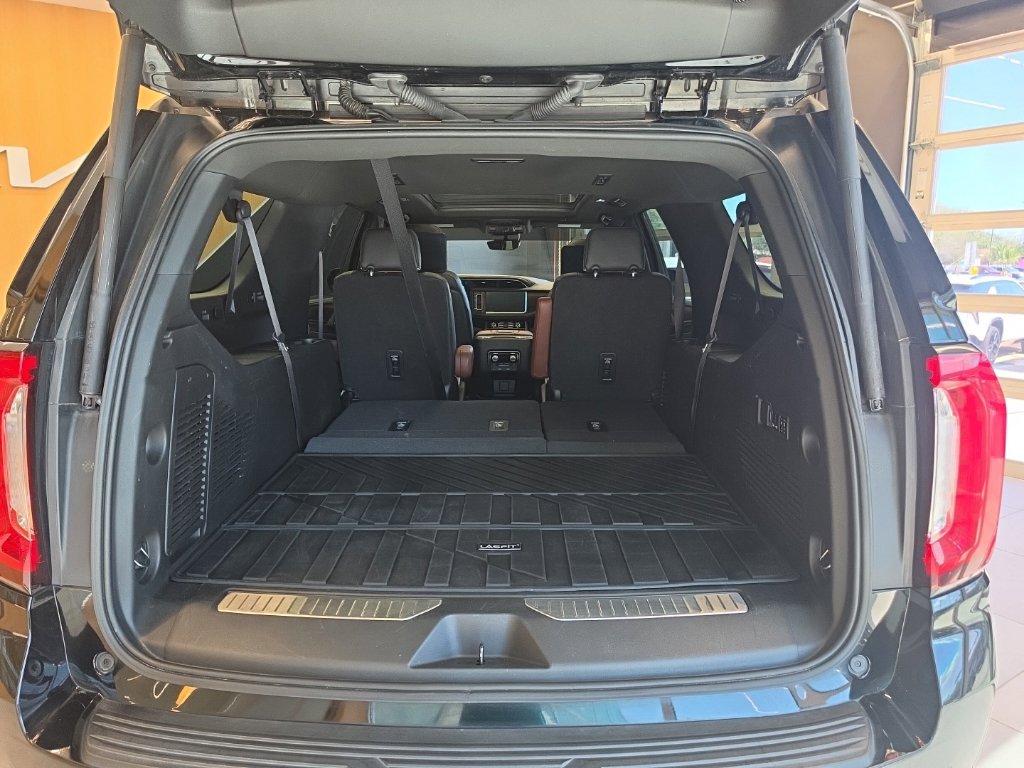 Used 2023 GMC Yukon XL Denali Ultimate AWD/4WD image 57